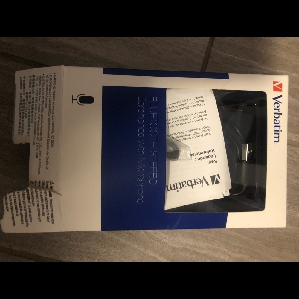 Wireless Blue Tooth head Phones